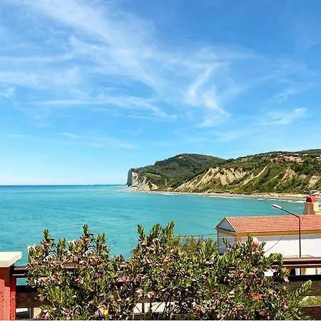 Villa Agios Stefanos Avlioton Sleeps 6 Pool Air Con