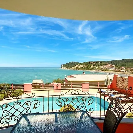 Agios Stefanos Avlioton Sleeps 6 Pool Air Con Agios Stefanos Avliotes (Corfu)