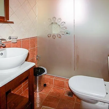 Agios Stefanos Avlioton Sleeps 6 Pool Air Con * Agios Stefanos Avliotes (Corfu)
